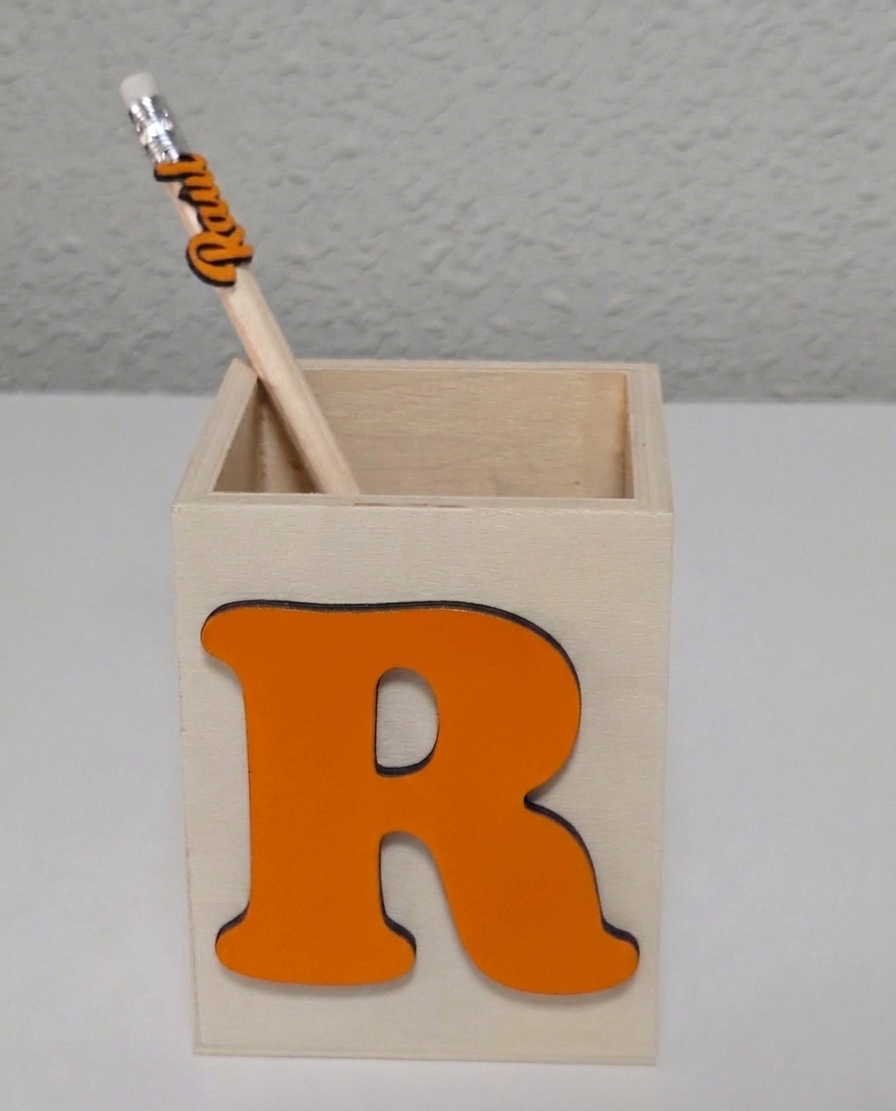 Pack Portalápices con Inicial + Lápiz con Nombre