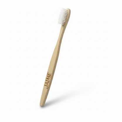 Cepillo de Dientes Bambú Personalizado con Nombre/Logo Grabado Láser - Ecológico y Biodegradable para Adultos y Niños - Regalo Único y Sostenible