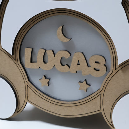 Lámpara de Noche Infantil Personalizada 🌙 LED Cálida de Madera | Oso, Búho o Unicornio | Luz Quitamiedos USB-C para Bebés y Niños con Nombre personalizado | Regalo Original Cumpleaños