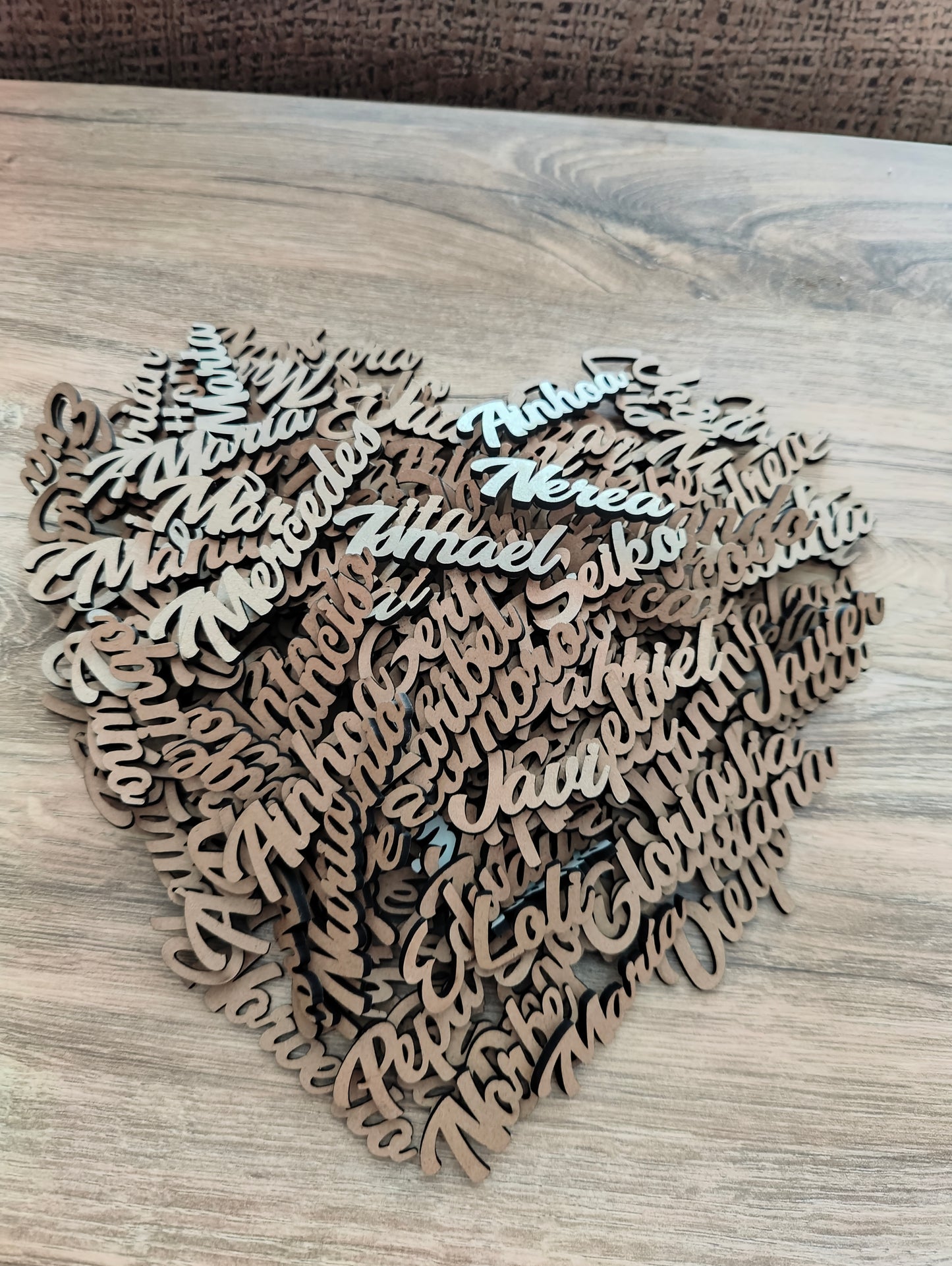 Marcasitios de madera personalizados